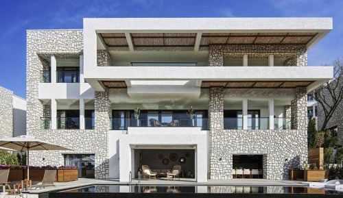 Executive Villa