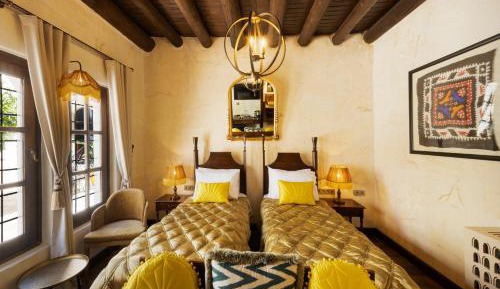 Deluxe Double or Twin Room