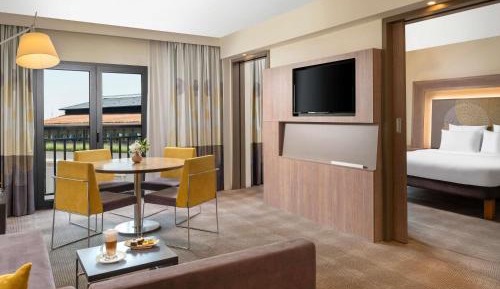 King Suite with Sofa Bed