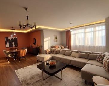Three-Bedroom Apartment with Balcony