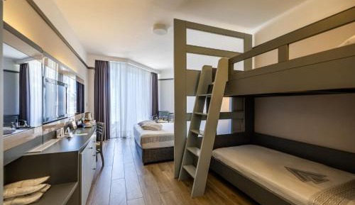 Family Room with Bunk bed