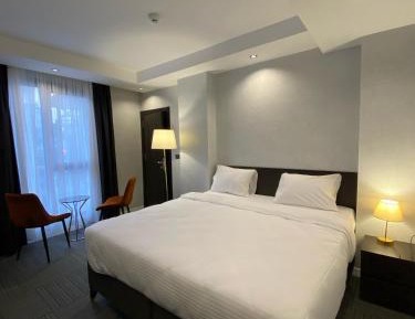 Suite with City View