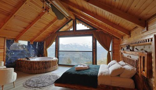 Family Room with Mountain View