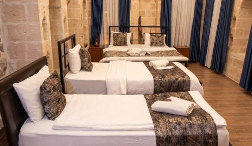 Classic Quadruple Room