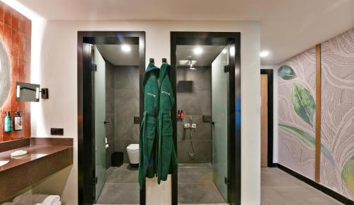 Deluxe Room Forest View