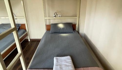 Bed in 10-Bed Mixed Dormitory Room