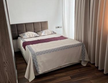 Large Single Room