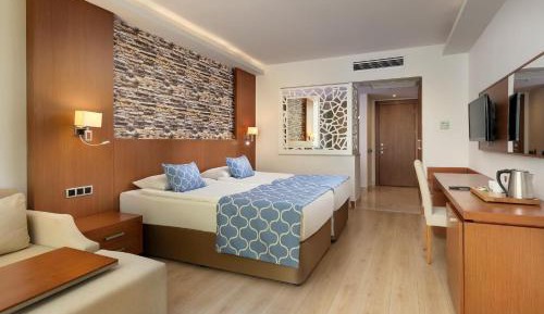 Standard Single Room with Balcony