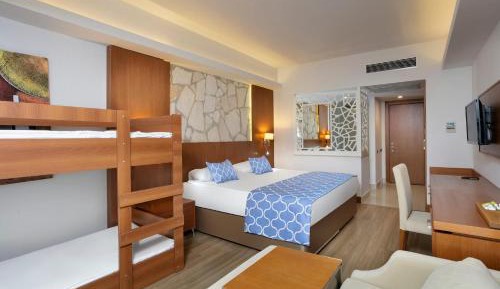 Bunk bed Room (2+2)