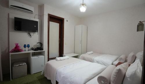 Twin Room with Bathroom