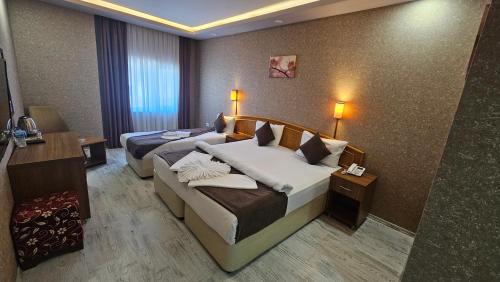 Triple Room with Sea View