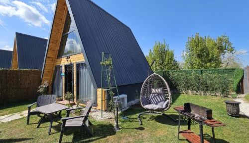Bungalow with Garden View