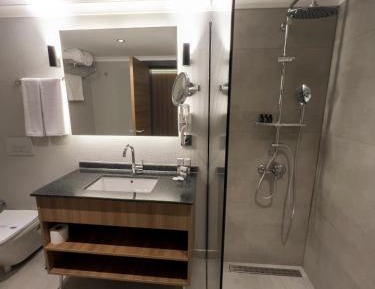 Premium Quadruple Room