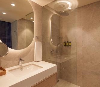 Suite with Garden View