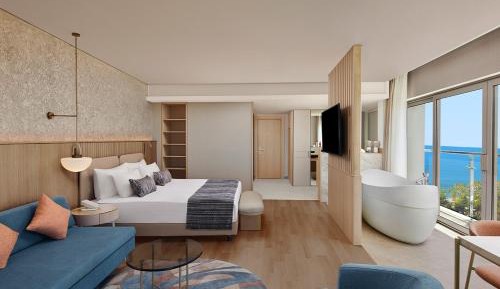 Corner Suite Sea View (Mixed Section)