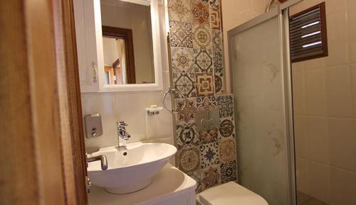 Duplex Quadruple Room