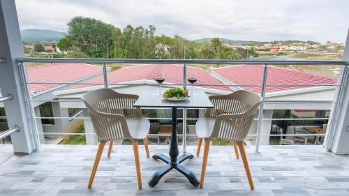 Superior Room with Balcony Land View