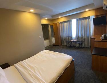 Deluxe Double Room with Bath