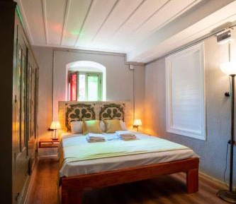 Deluxe Double Room with Shower