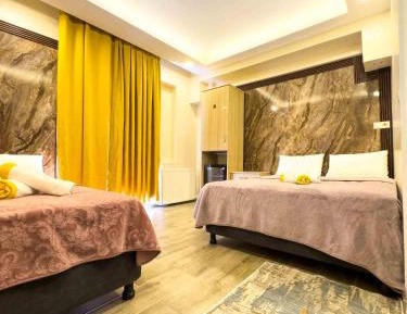 Comfort Triple Room