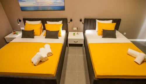 Superior Twin Room with City View