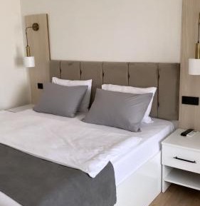 Standard Twin Room with Sea View