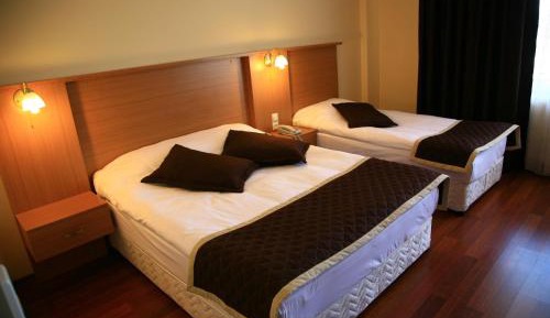 Double or Twin Room with Sea View
