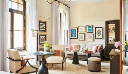 Premier King Room 
