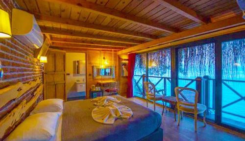 Suite with Sea View