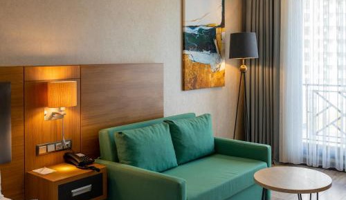 Standard King Room with Sofa Bed - Smoking