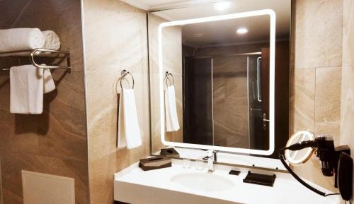 Premium Twin Room with Land View