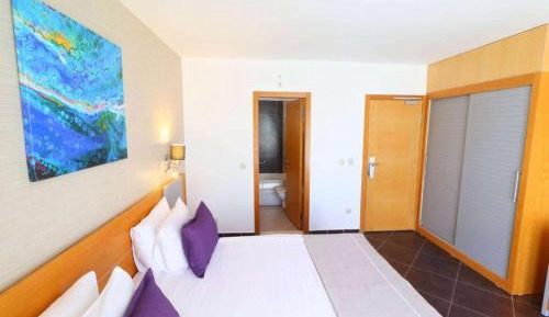 Club Room with Garden View