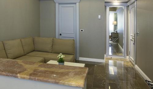Standard Family Room