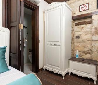 Small Single Room
