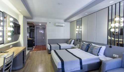 Large Double or Twin Room