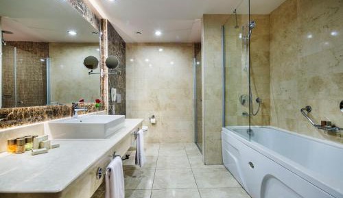 Superior Family Suite