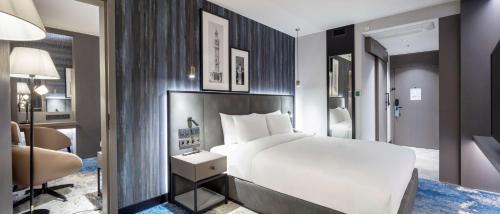 Friends and Family Stay - Two Connected Rooms