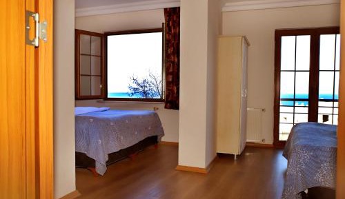 Quadruple Room with Sea View