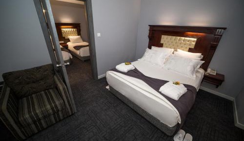 Two-Bedroom Suite