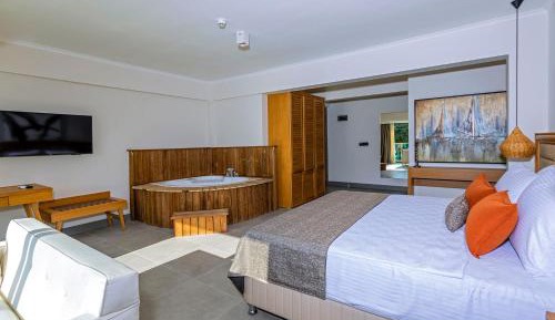 Queen Suite