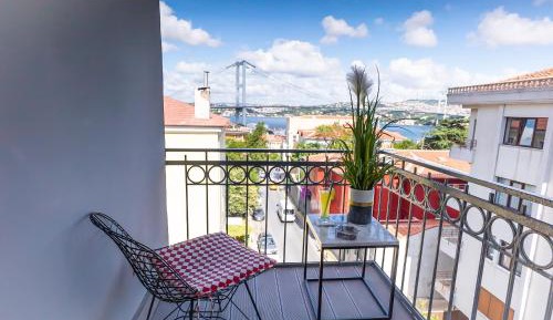 Deluxe Double Room with Balcony and Sea View