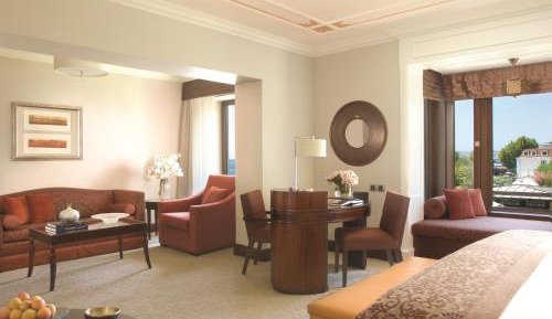 Four Seasons Room