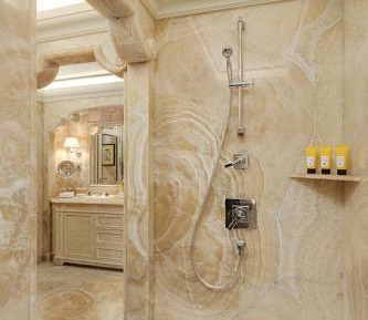 Haseki Sultan Suite