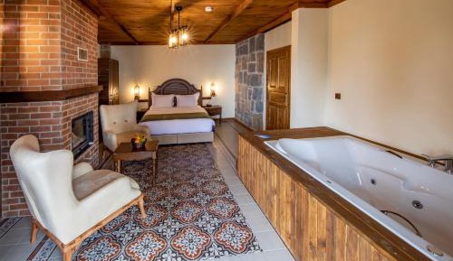 Junior Suite with Balcony