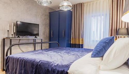 King Suite with Balcony