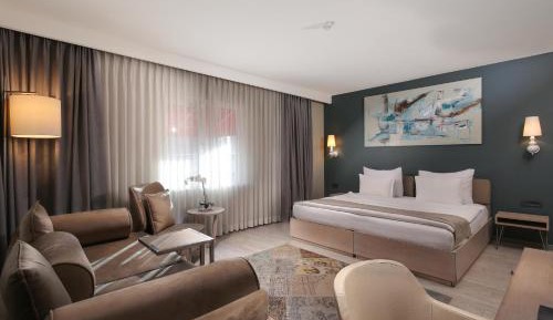 Executive Suite