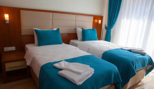Large Twin Room