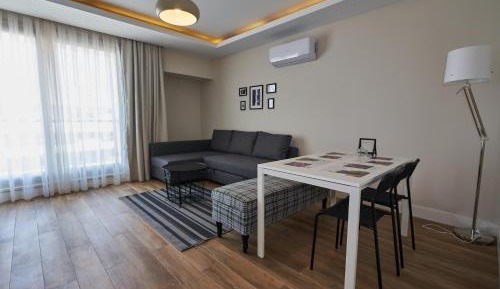 Suite with Mountain View