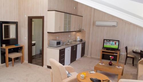 Premium Suite