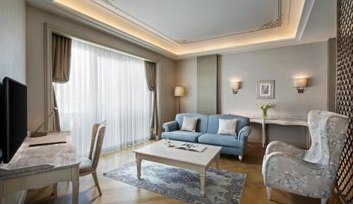Suite Room